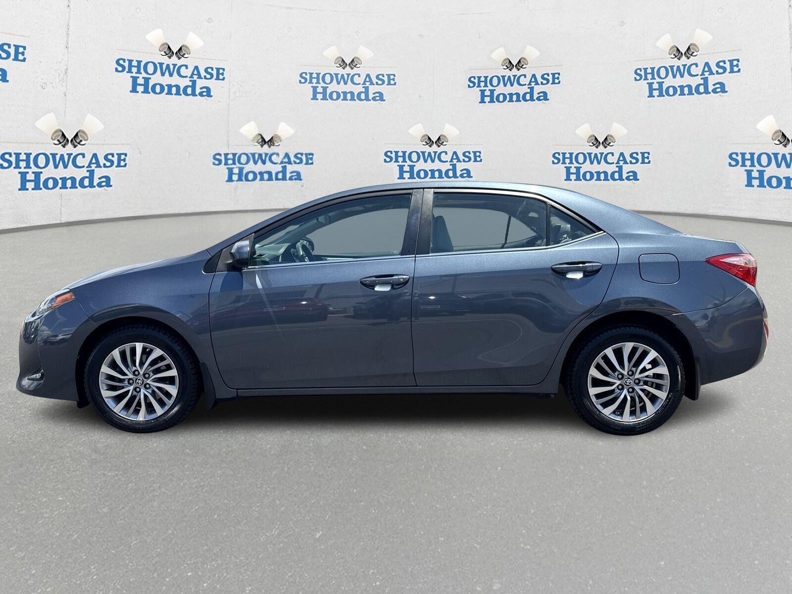 Image 2 of 2017 Toyota Corolla