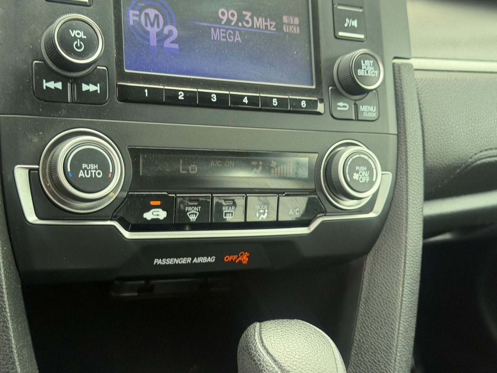 2016 Honda Civic LX - Photo 27