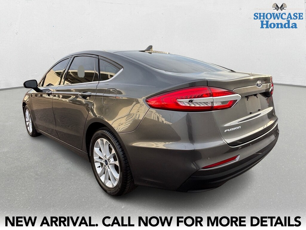 Used 2020 Ford Fusion SE Sedan