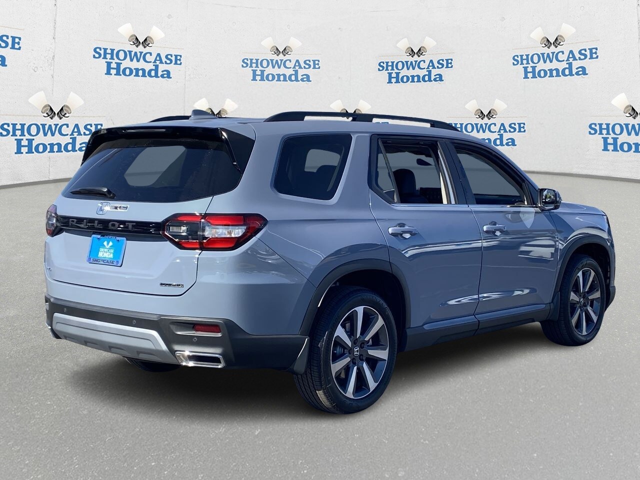 2025 Honda Pilot Touring photo 3