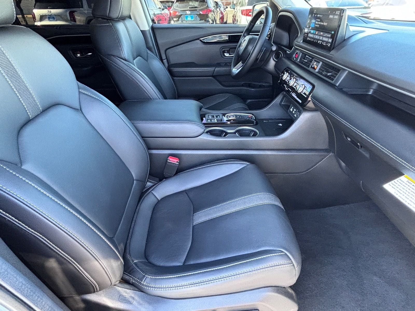 2025 Honda Pilot Touring - Photo 14