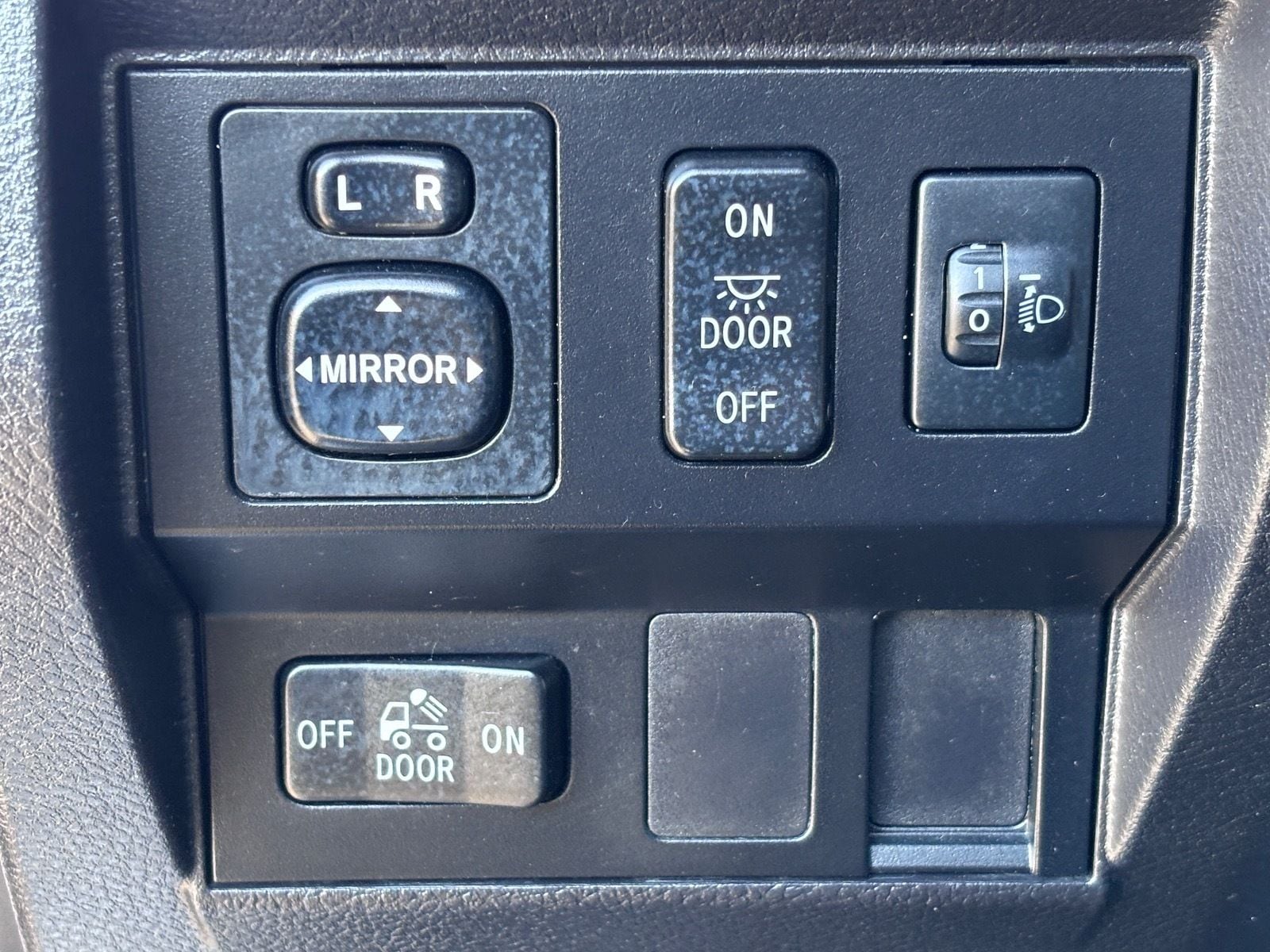 2015 Toyota Tundra SR5 - Photo 22