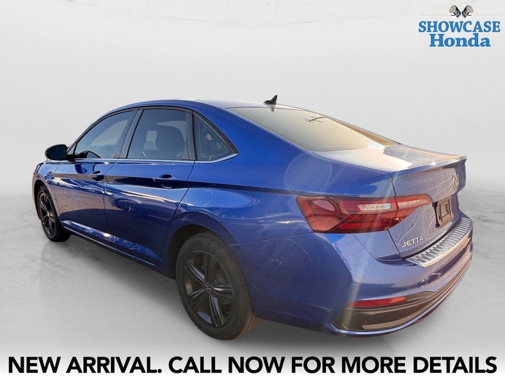 Used 2023 Volkswagen Jetta 1.5T SE Sedan