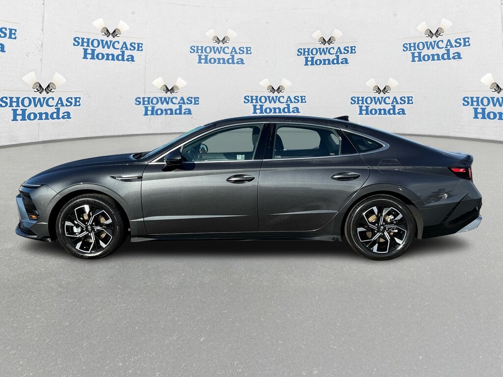 Used 2024 Hyundai Sonata SEL Sedan