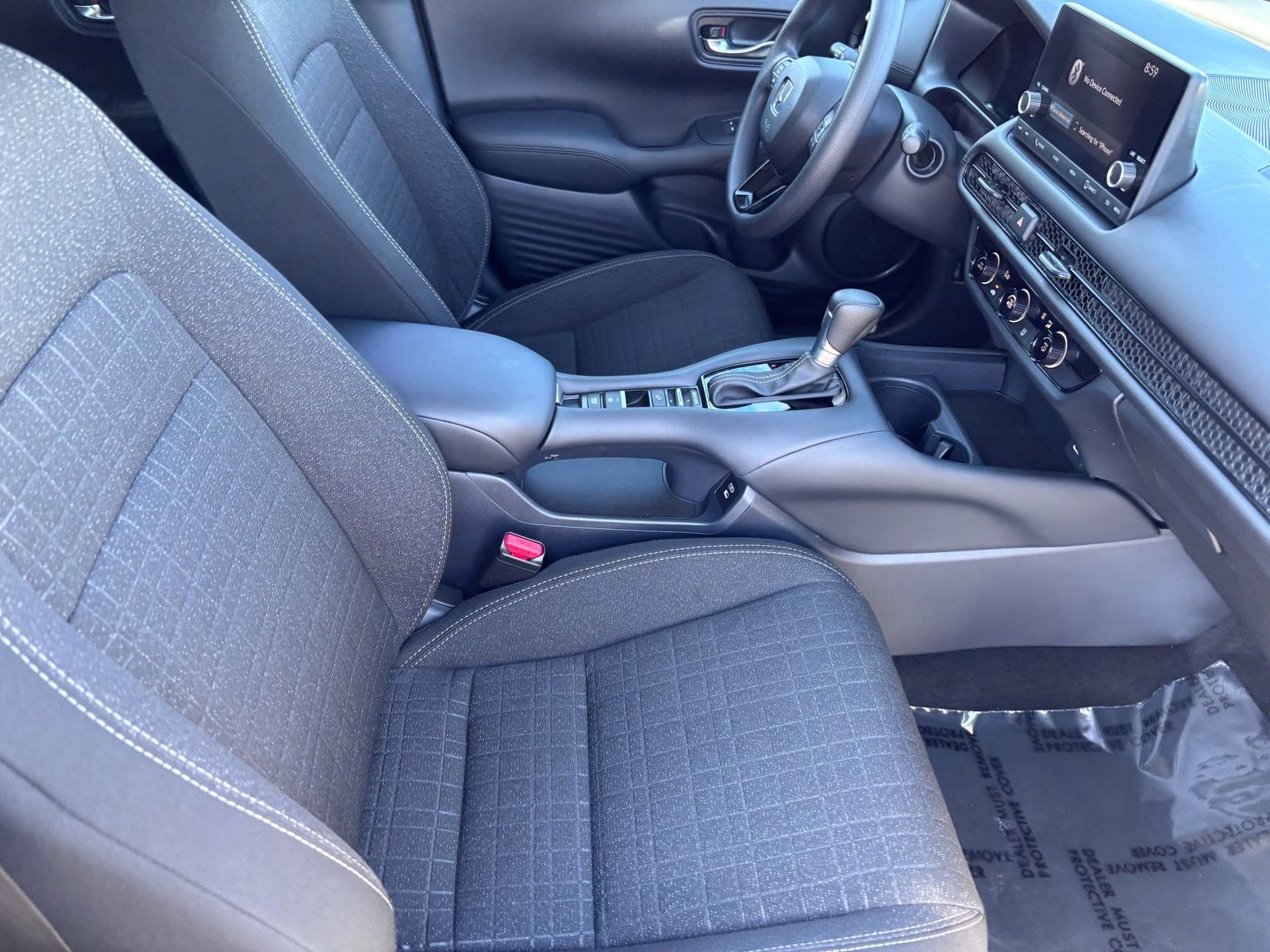 2025 Honda HR-V LX - Photo 14