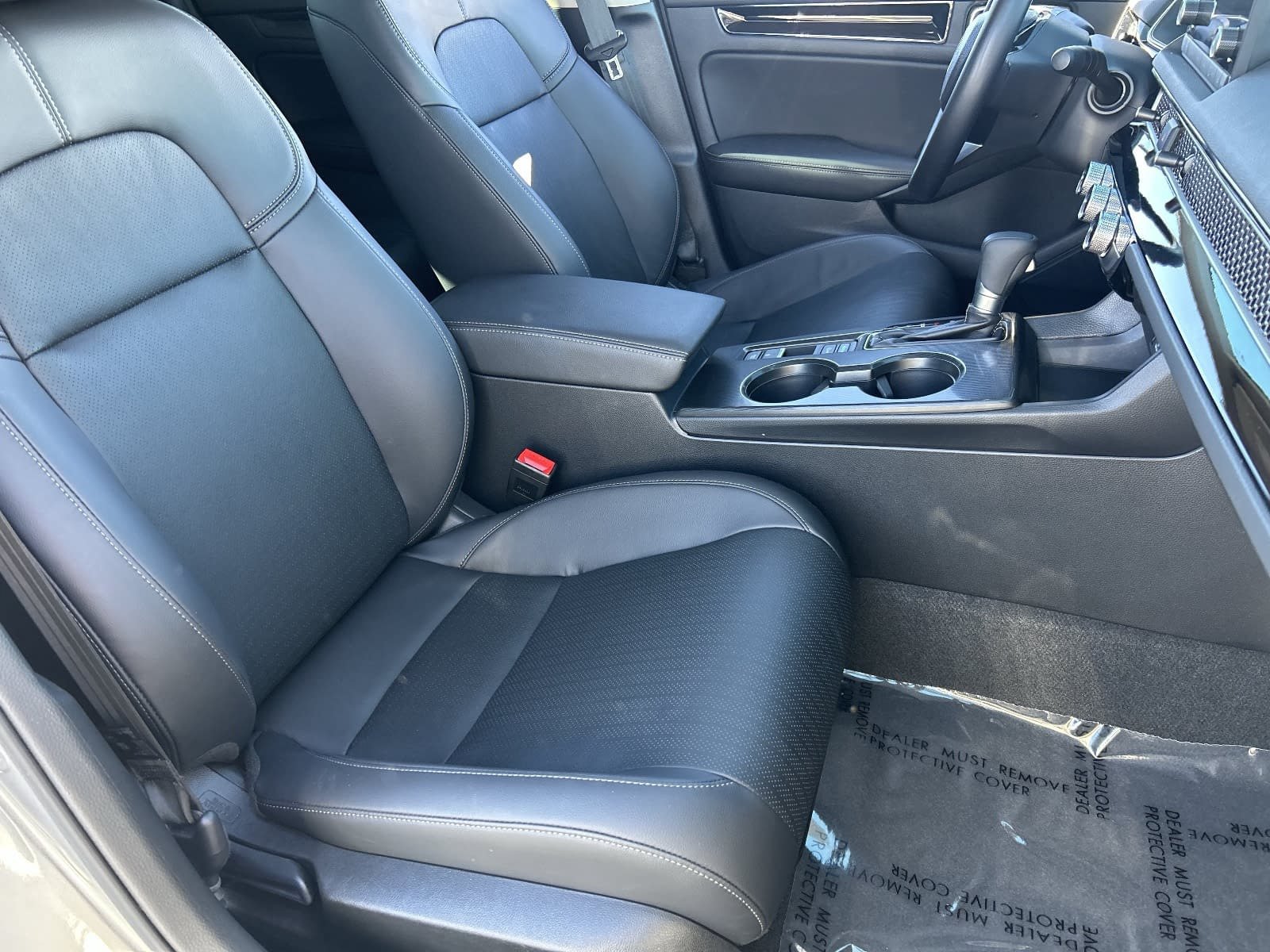 2024 Honda Civic Hatchback EX-L - Photo 14