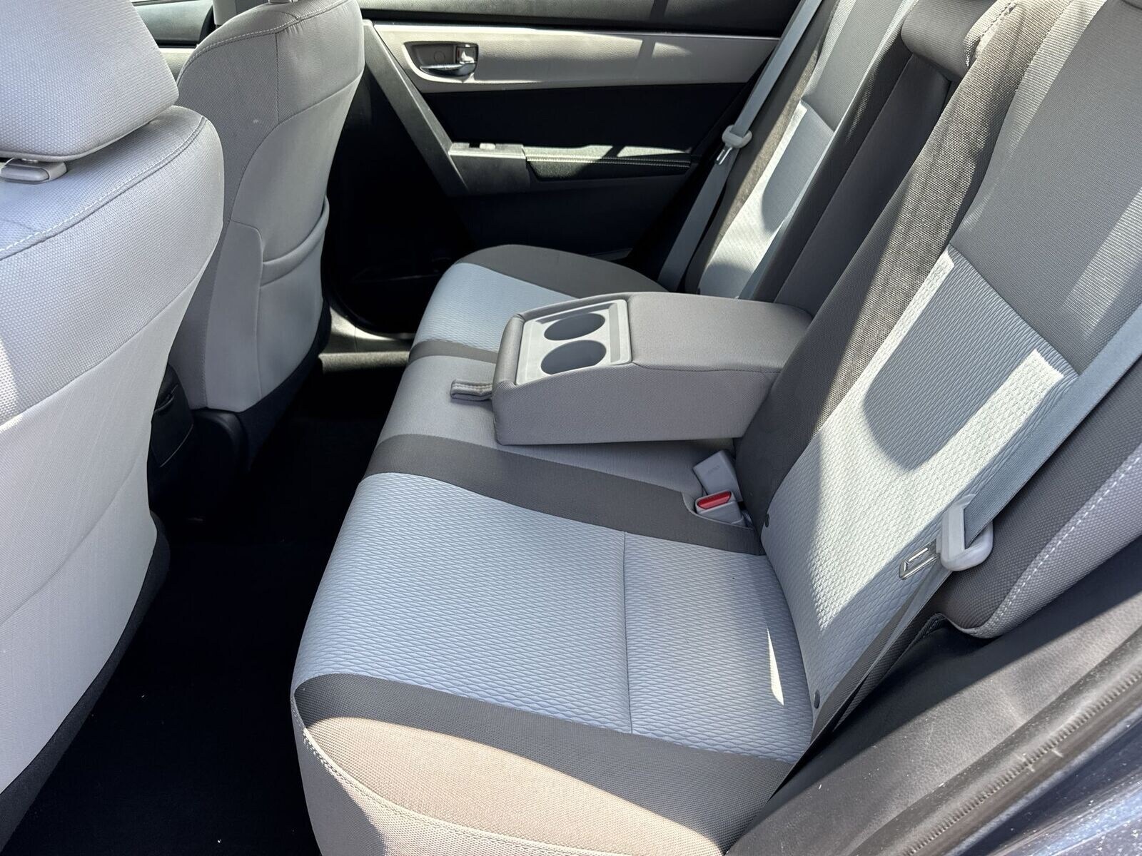 Image 13 of 2017 Toyota Corolla