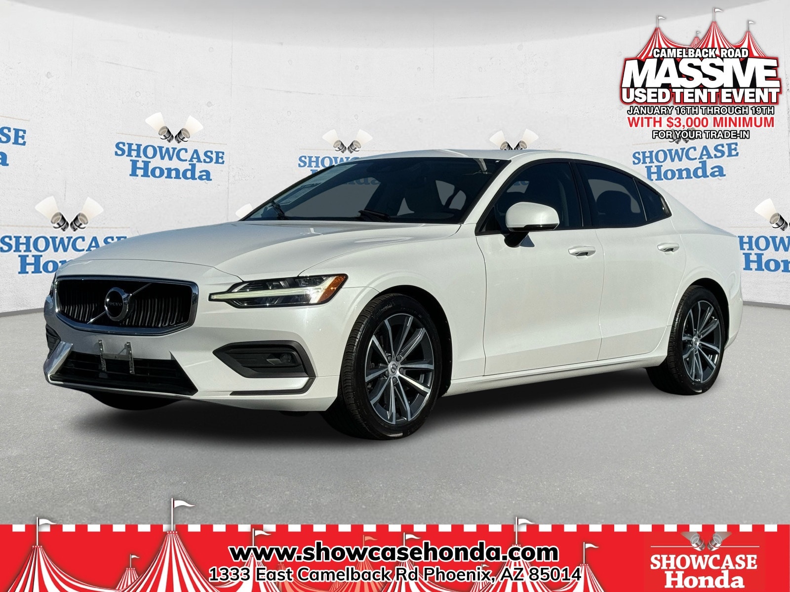 2021 Volvo S60 Momentum's photo