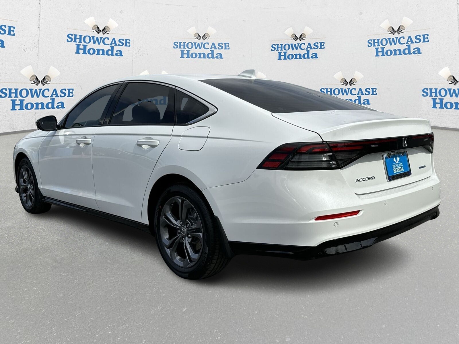 2025 Honda Accord Hybrid EX-L photo 2