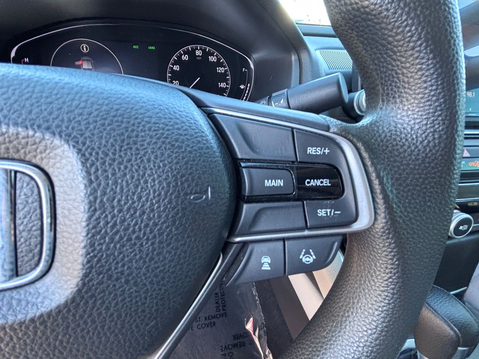 2018 Honda Accord LX - Photo 25