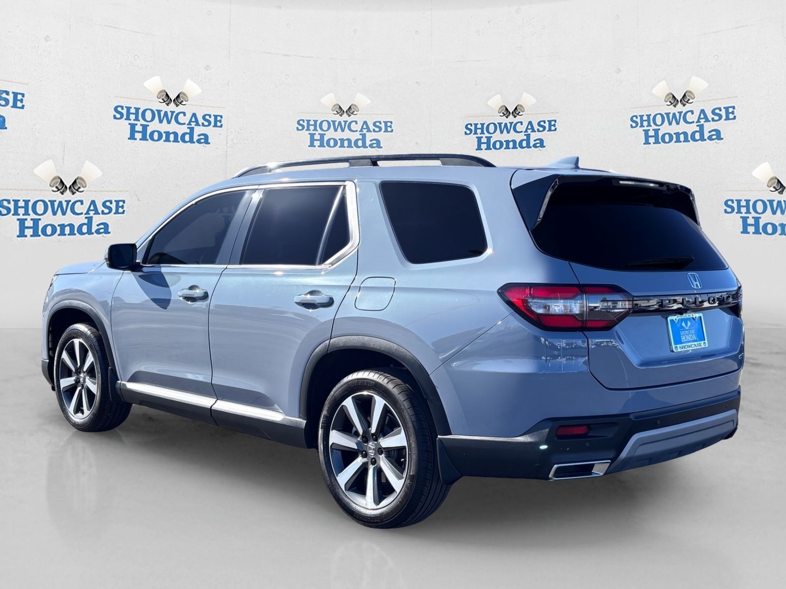 2025 Honda Pilot Touring - Photo 5