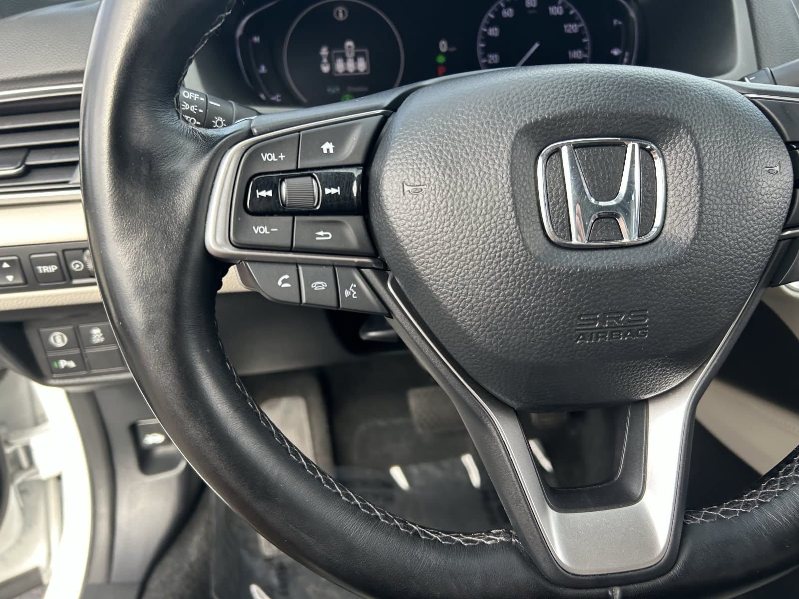 2022 Honda Accord Touring - Photo 28