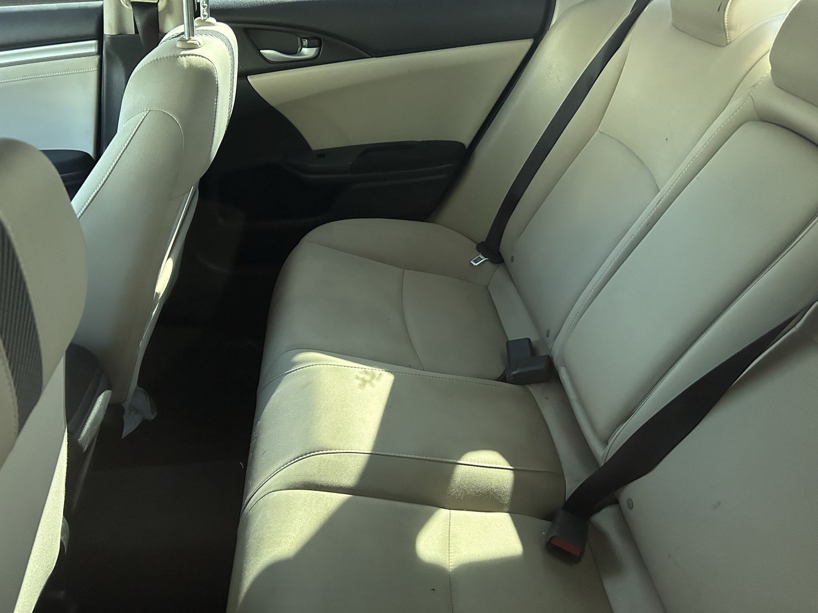 2016 Honda Civic EX-T - Photo 12
