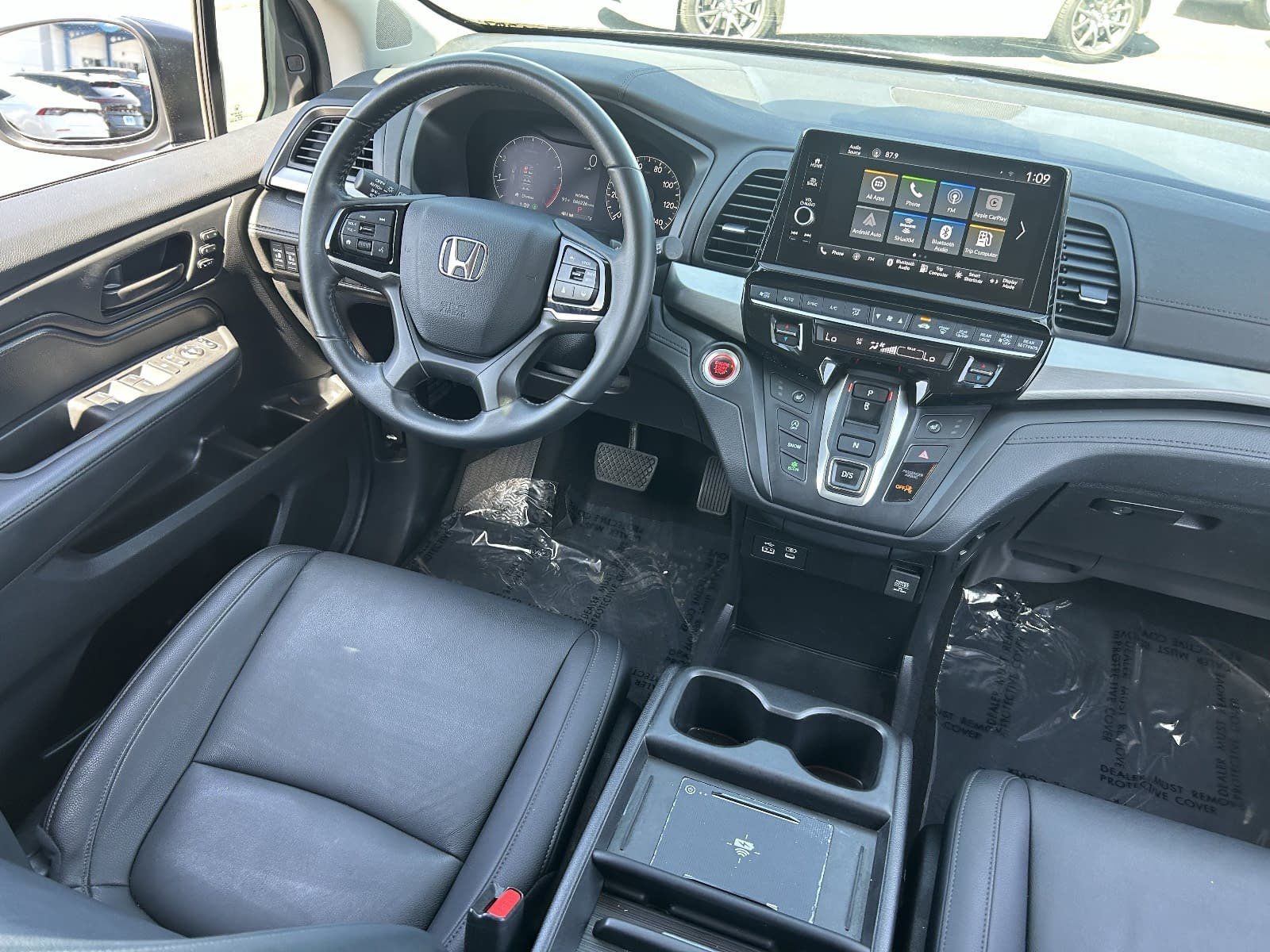 2025 Honda Odyssey EX-L - Photo 17