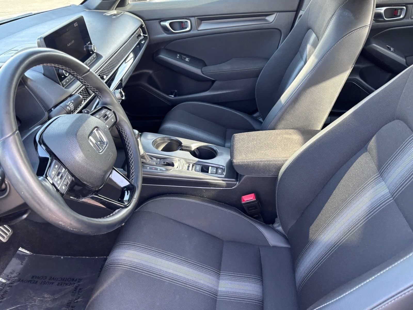 2025 Honda Civic Sport - Photo 17