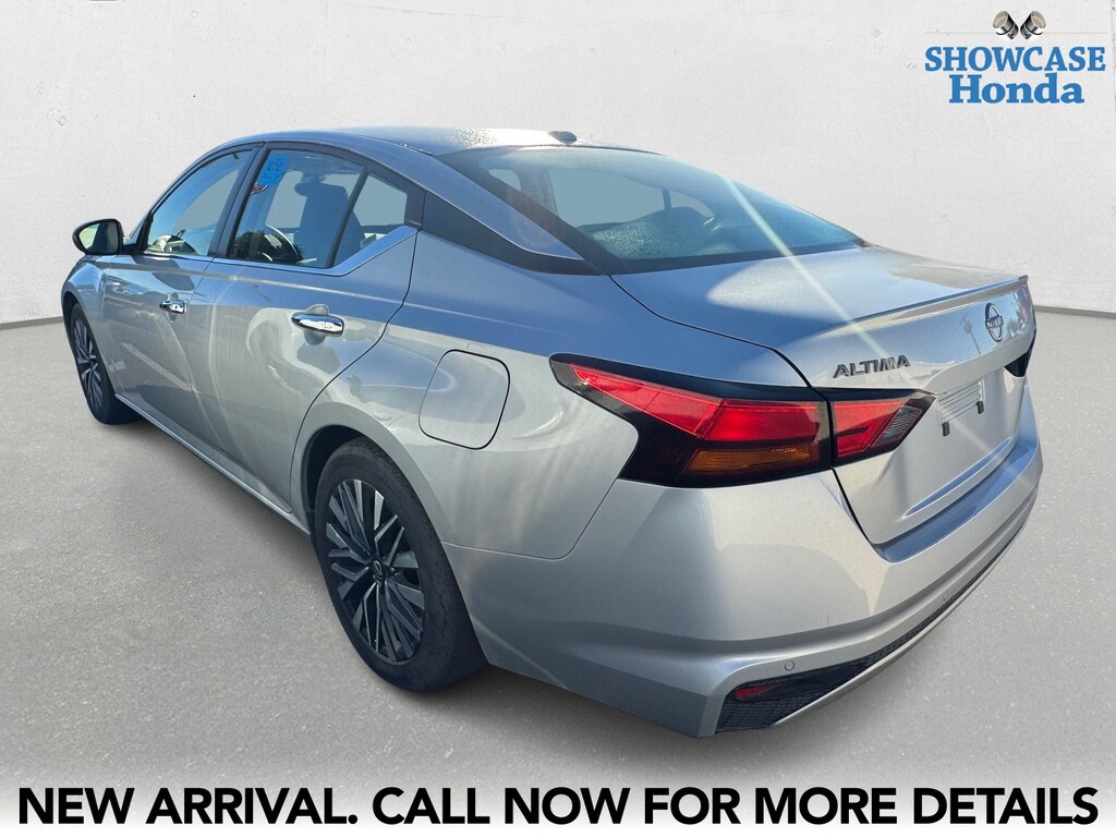Used 2024 Nissan Altima 2.5 SV Sedan