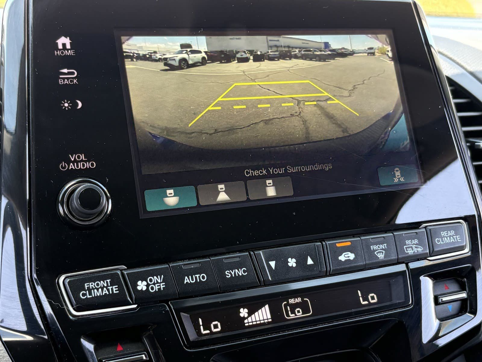 2024 Honda Odyssey EX - Photo 24