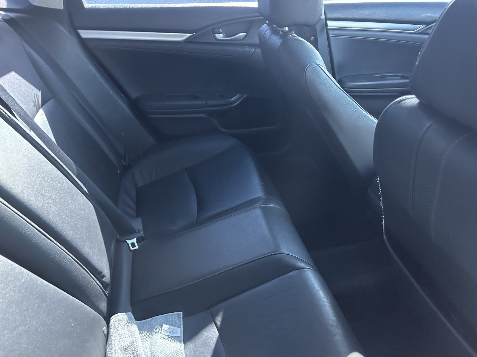2016 Honda Civic EX-L - Photo 12