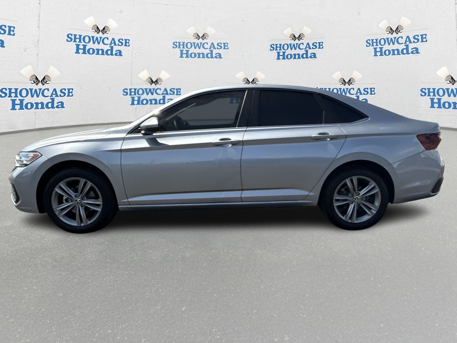 3VW7M7BU0RM030215