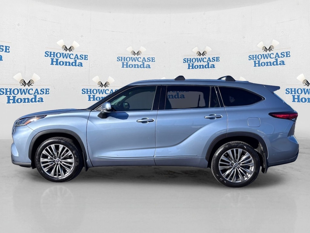 Used 2021 Toyota Highlander Platinum SUV