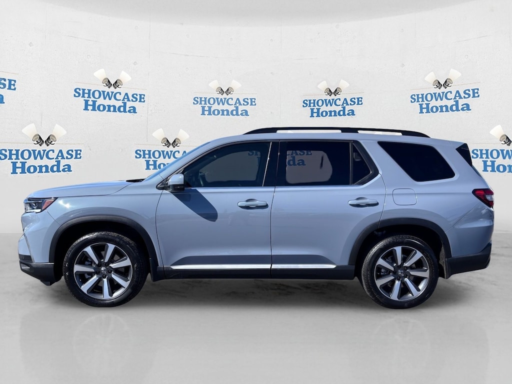 Certified 2025 Honda Pilot Touring SUV