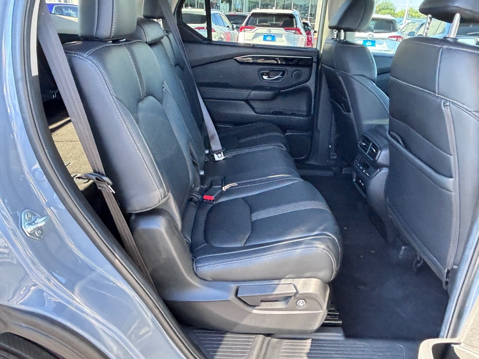 2025 Honda Pilot Touring - Photo 15