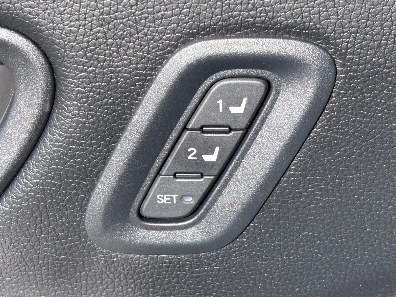 2024 Honda Pilot EX-L - Photo 21