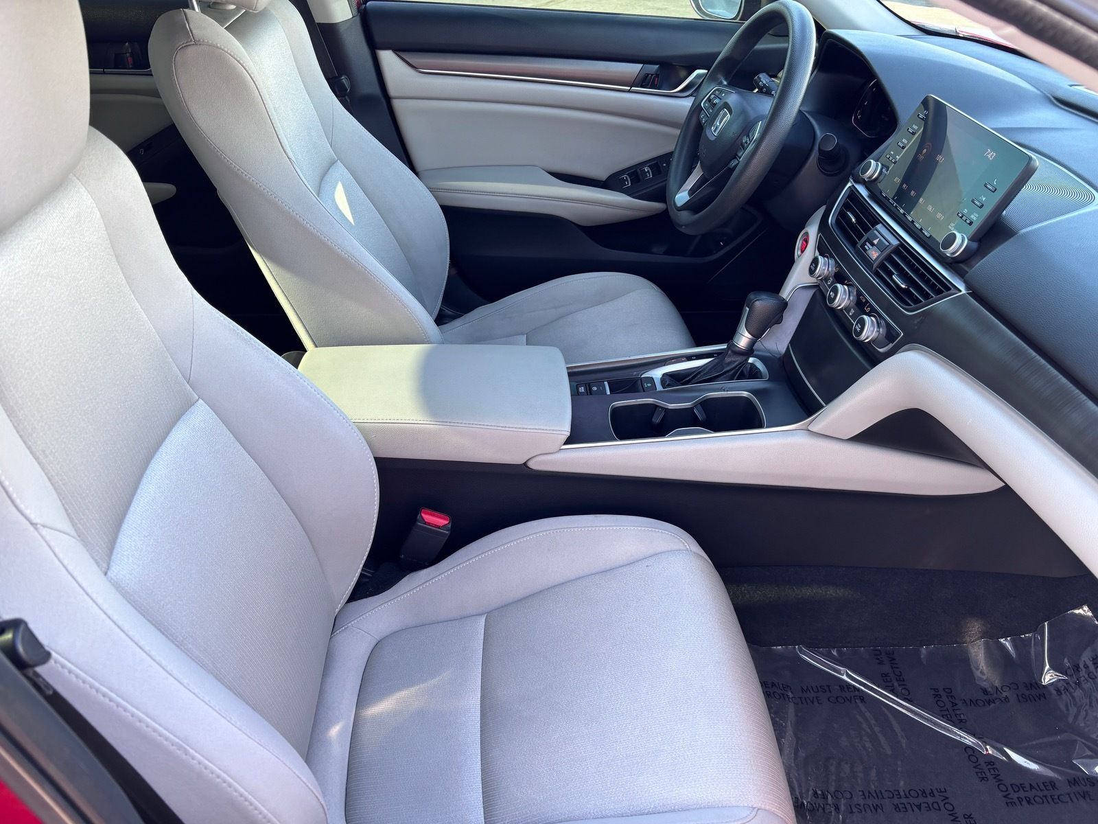 2018 Honda Accord LX - Photo 14