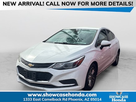 2017 Chevrolet Cruze LT Auto Hatchback