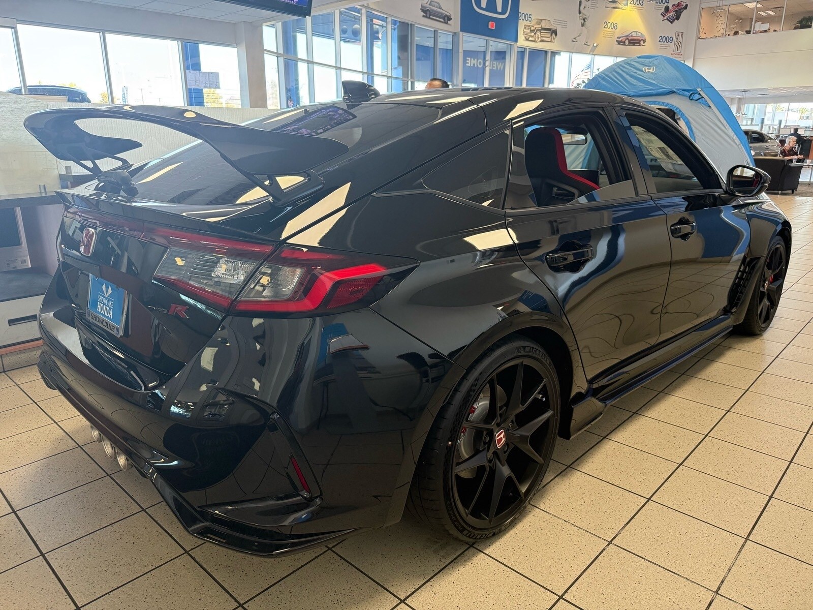 2025 Honda Civic Type R photo 3