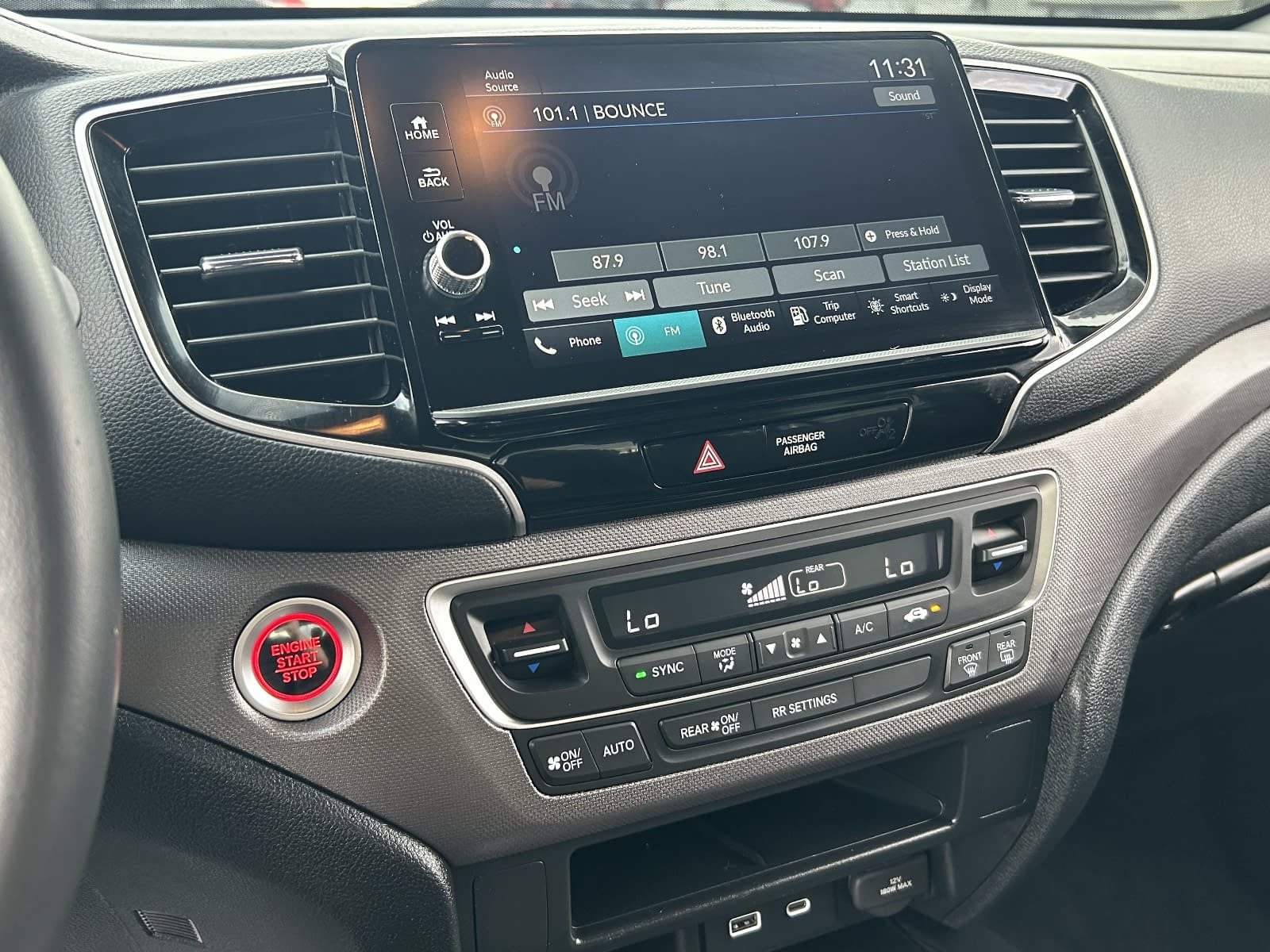 2024 Honda Ridgeline Sport - Photo 29