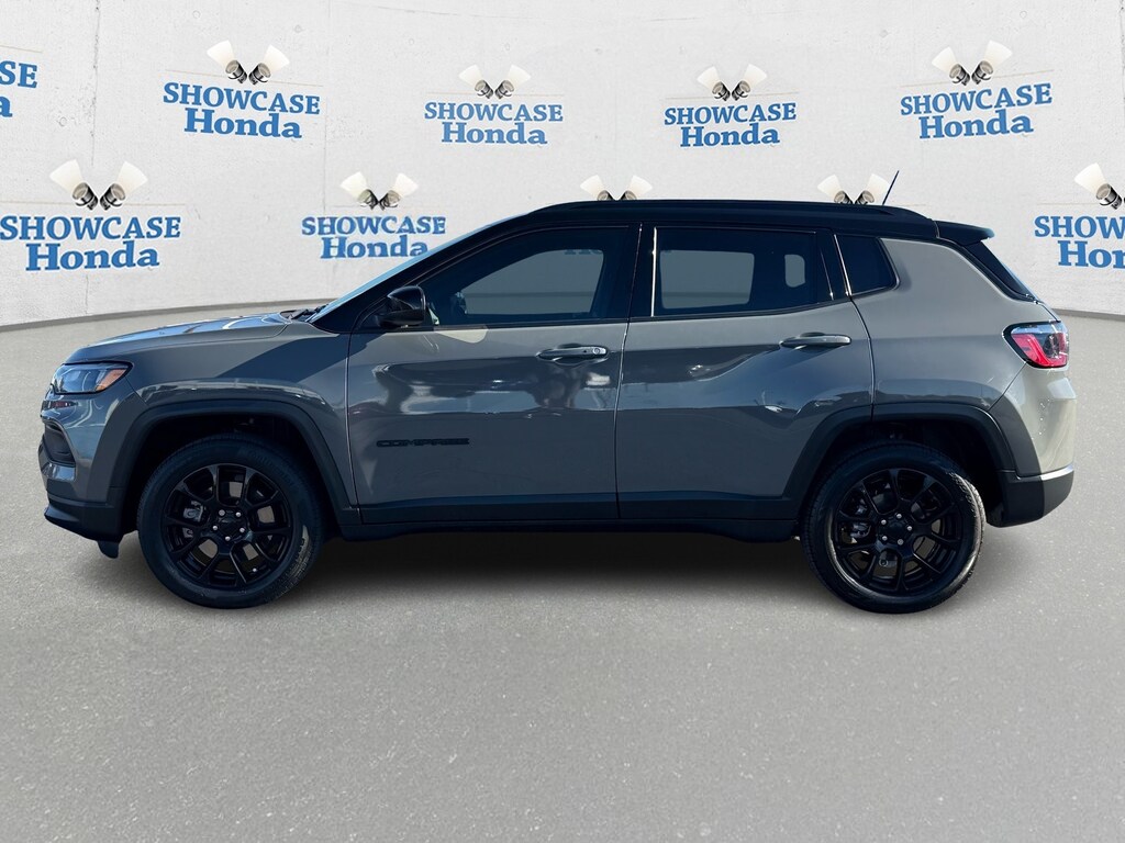 Used 2023 Jeep Compass Latitude SUV