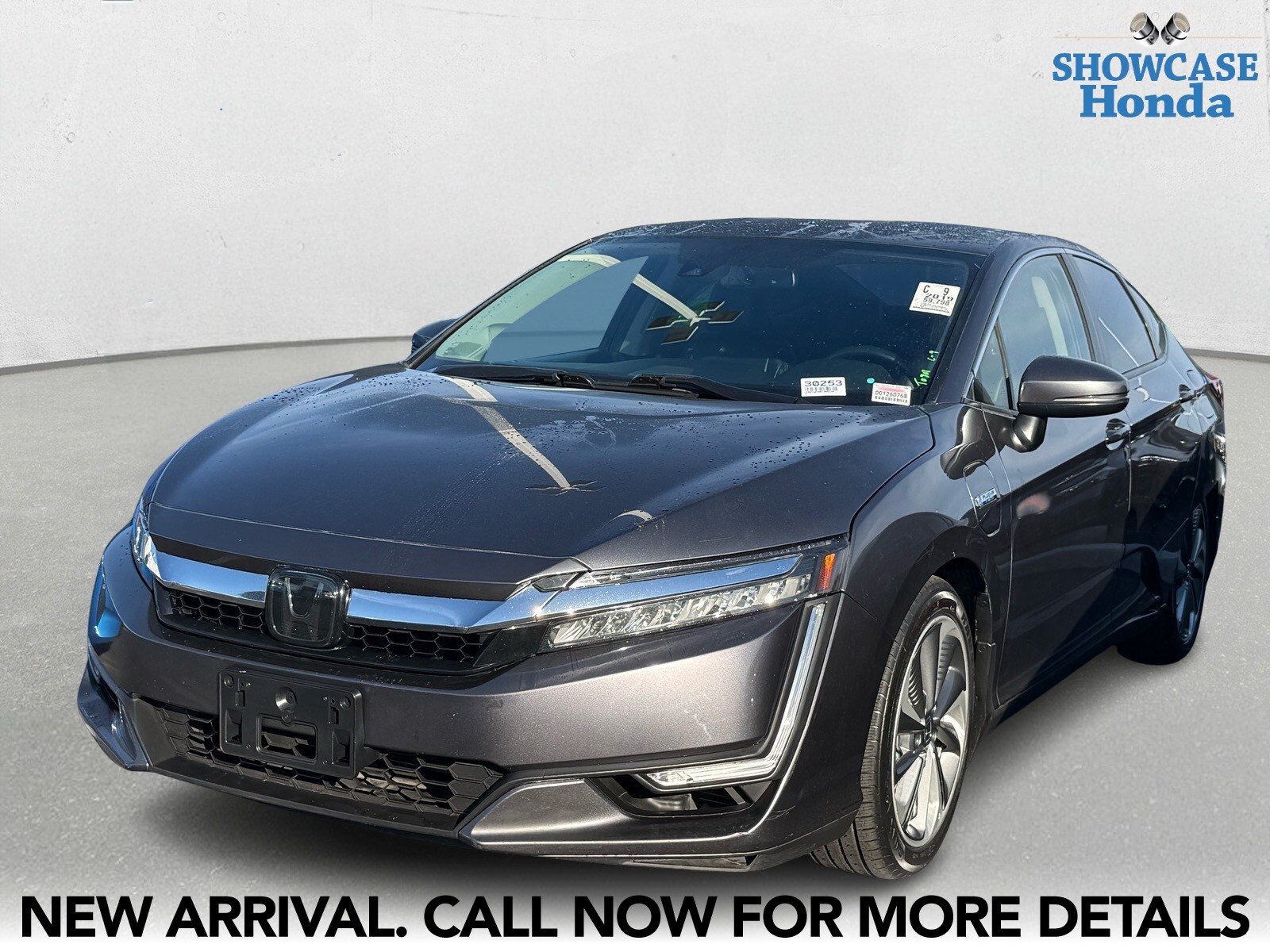 2019 Honda Clarity Plug-In Hybrid Touring photo 2