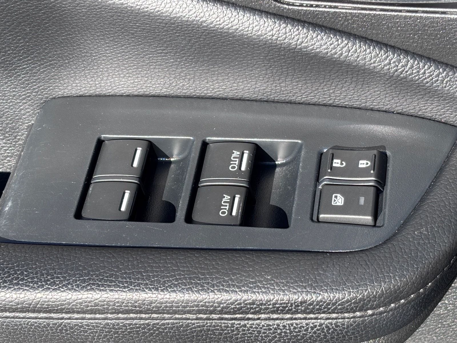 2022 Honda Pilot SE - Photo 21
