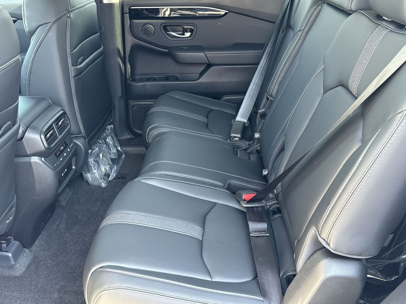 2025 Honda Pilot EX-L - Photo 7