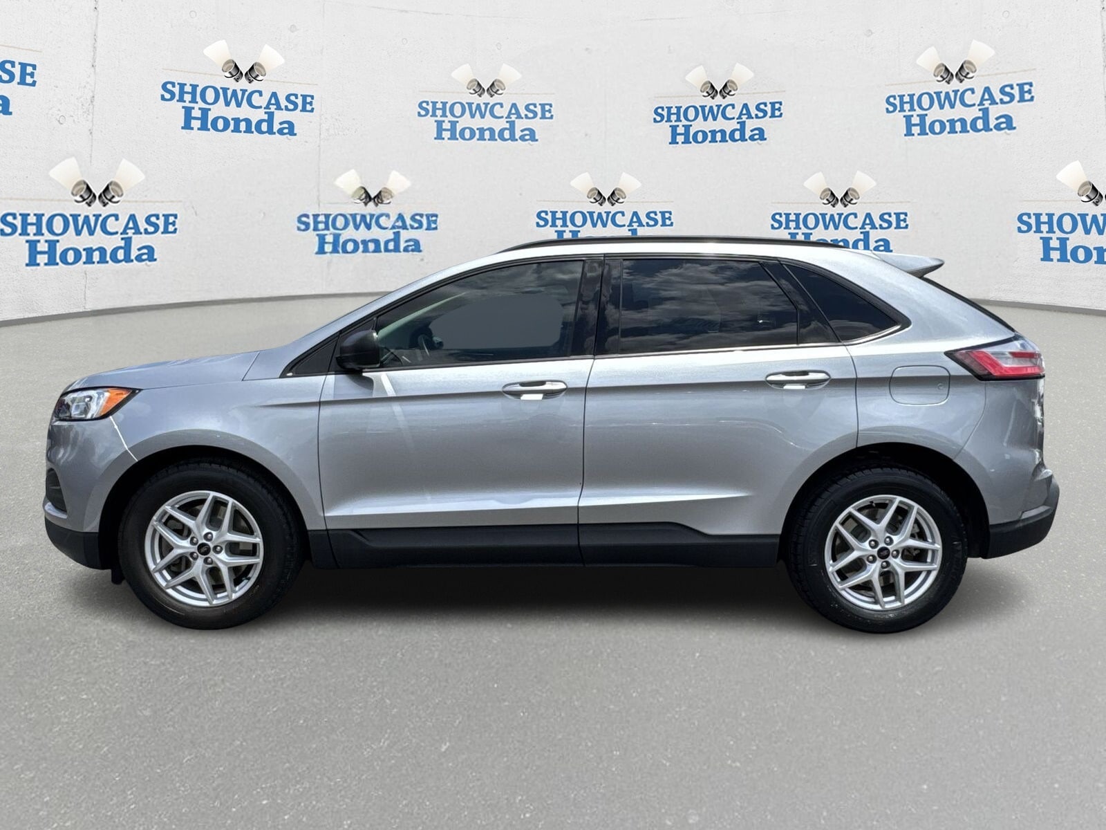 Used 2023 Ford Edge SE with VIN 2FMPK4G92PBA11302 for sale in Phoenix, AZ