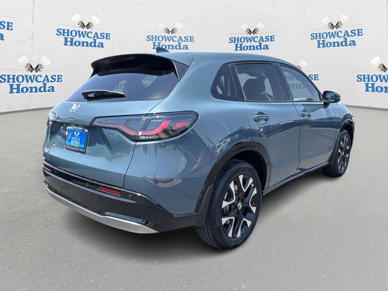2026 Honda HR-V EX-L photo 2