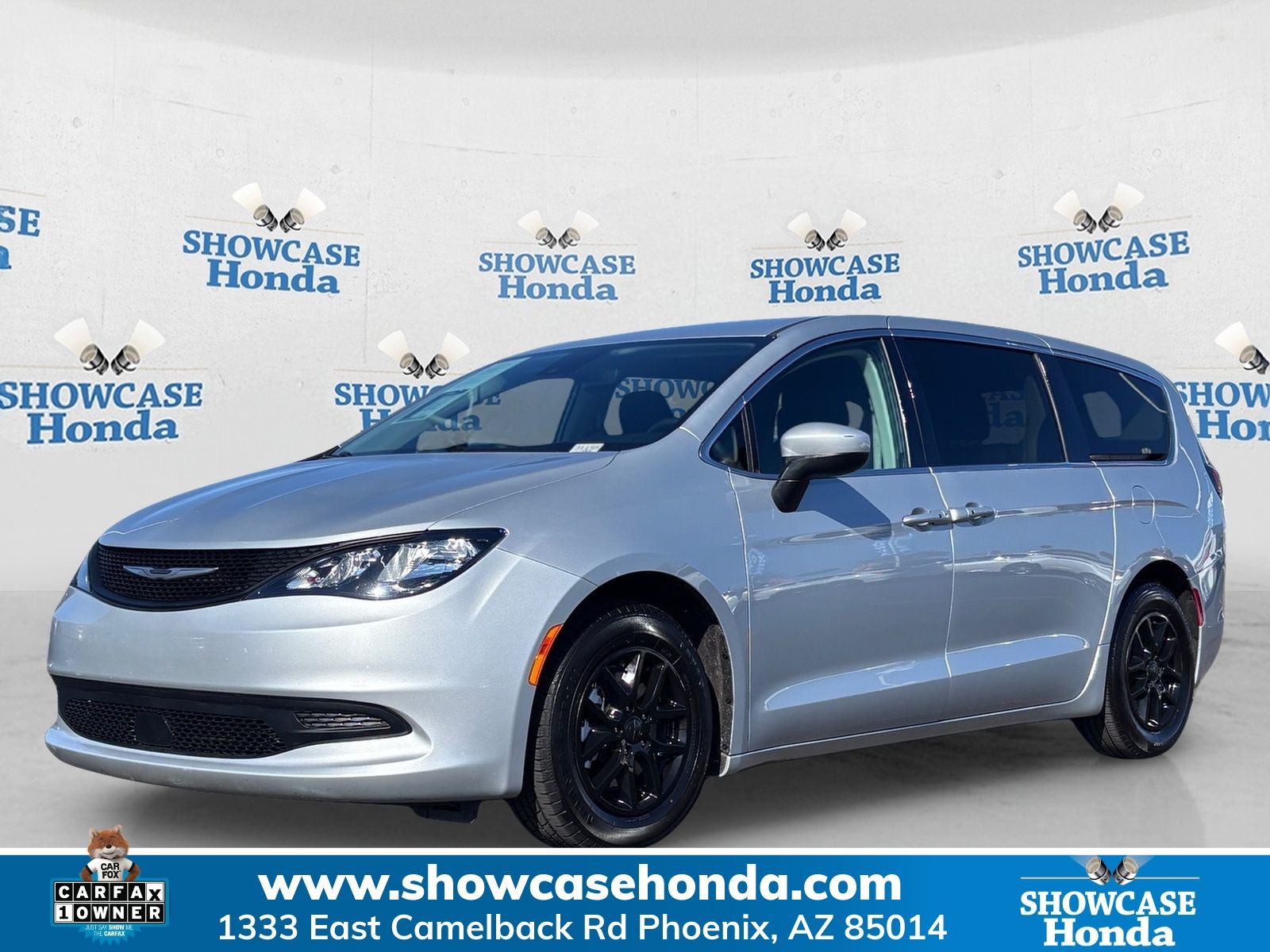 2023 Chrysler Voyager