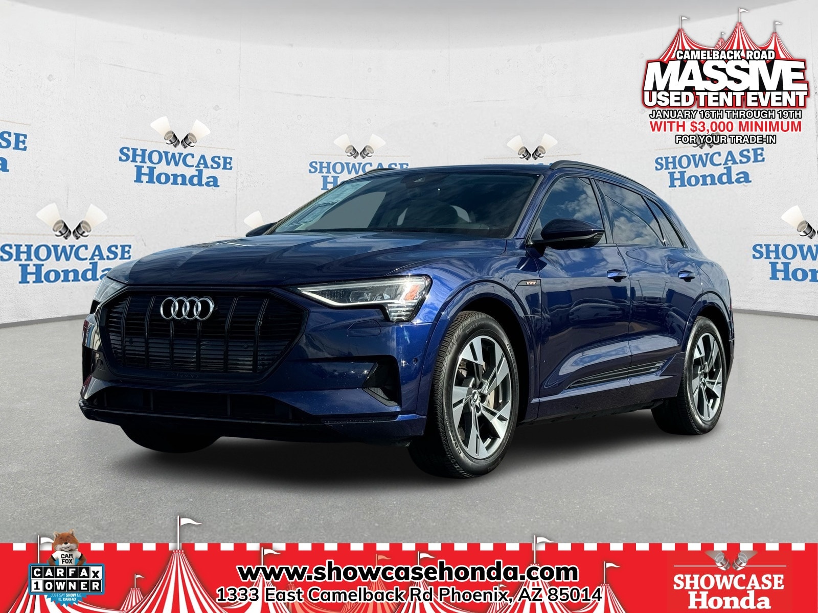 2021 Audi e-tron Premium's photo