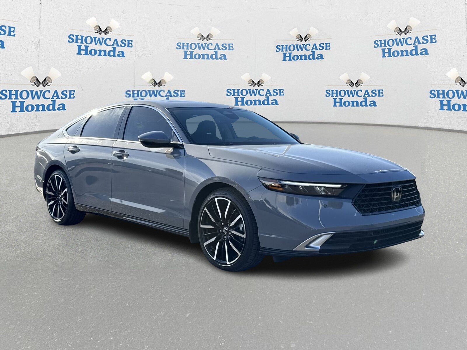 2025 Honda Accord Hybrid Touring photo 4