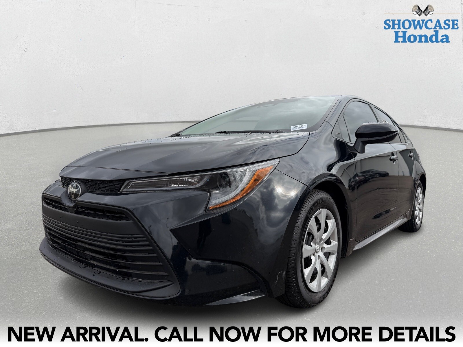 2024 Toyota Corolla LE photo 2