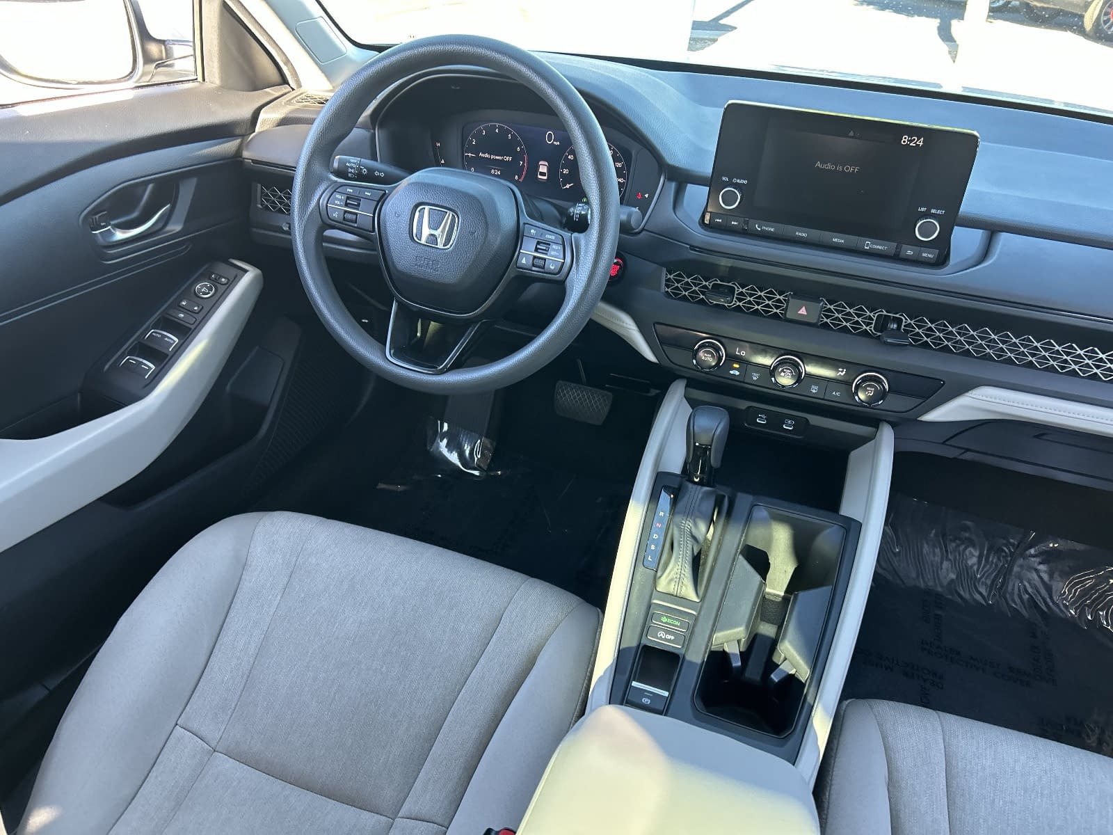 2024 Honda Accord LX - Photo 17