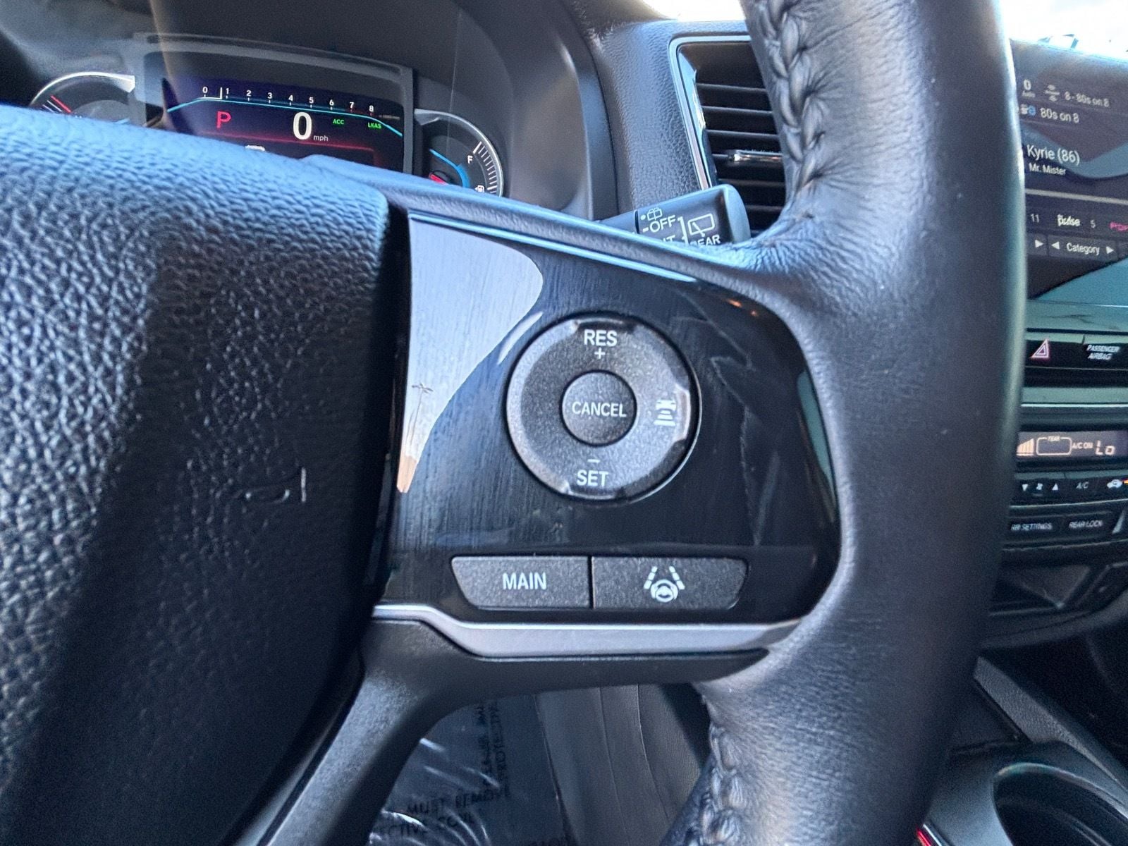 2022 Honda Pilot SE - Photo 26