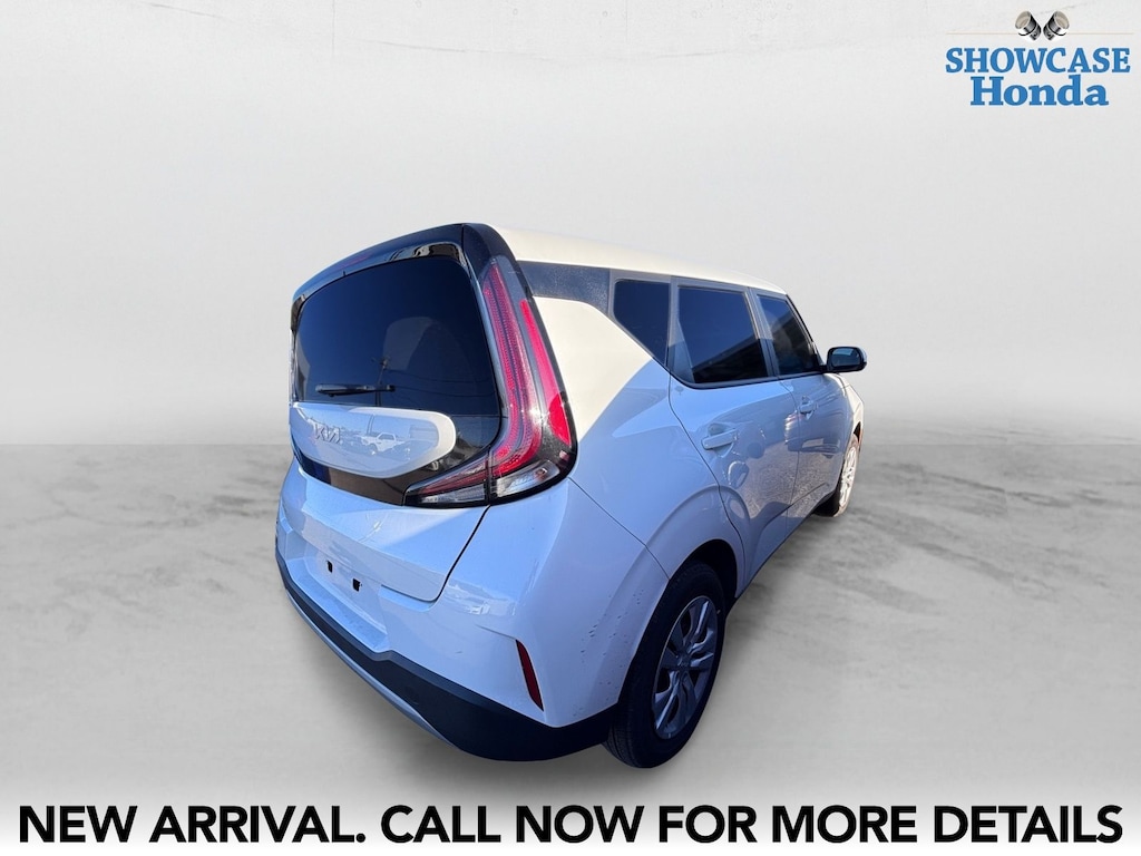 Used 2025 Kia Soul LX Hatchback
