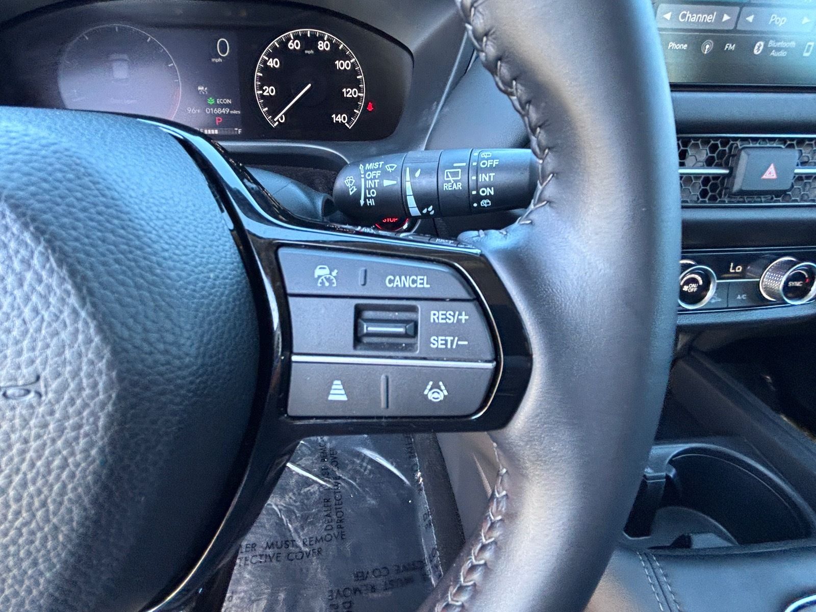 2025 Honda HR-V EX-L - Photo 24