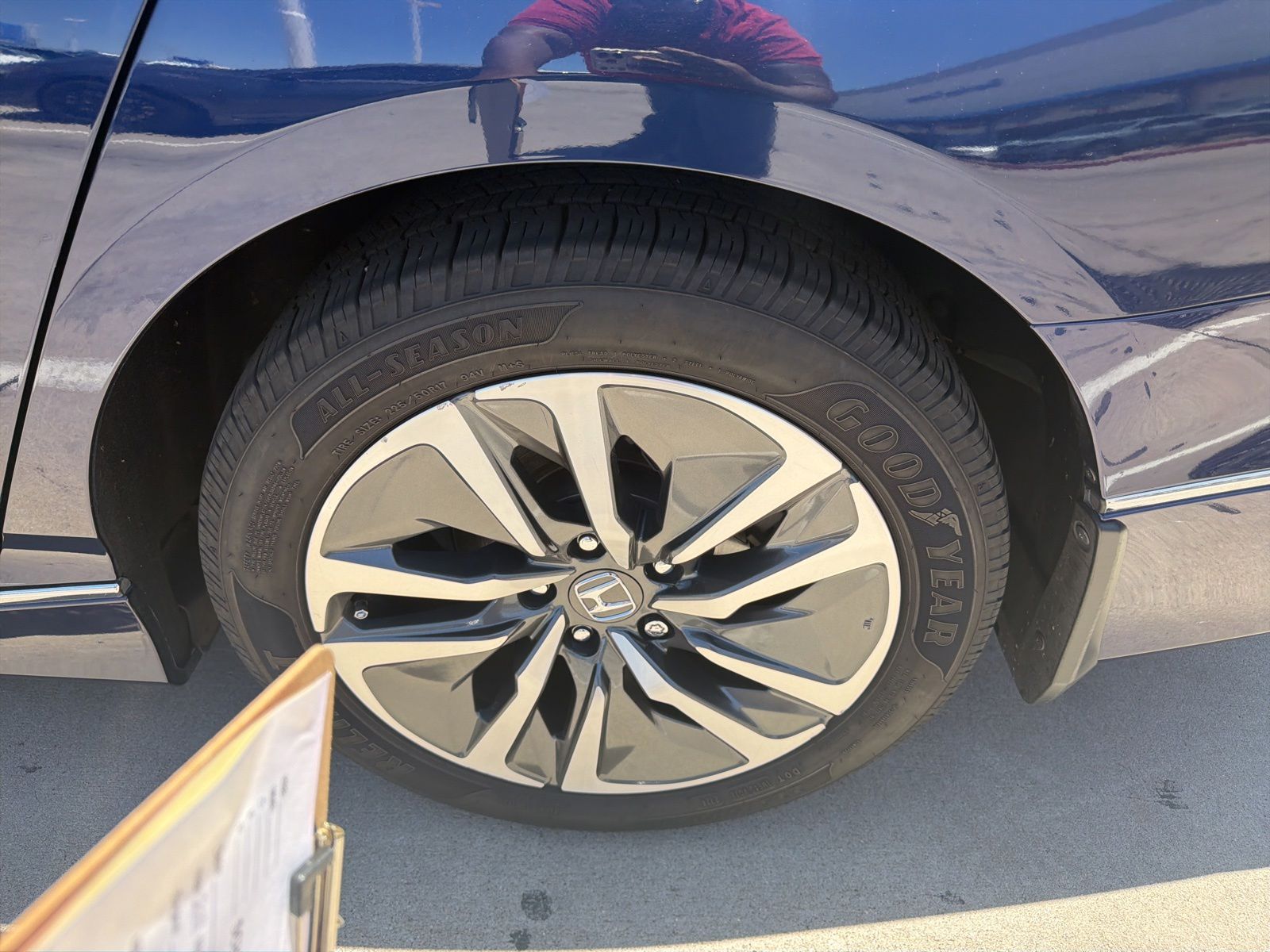 2018 Honda Accord Hybrid EX's photo