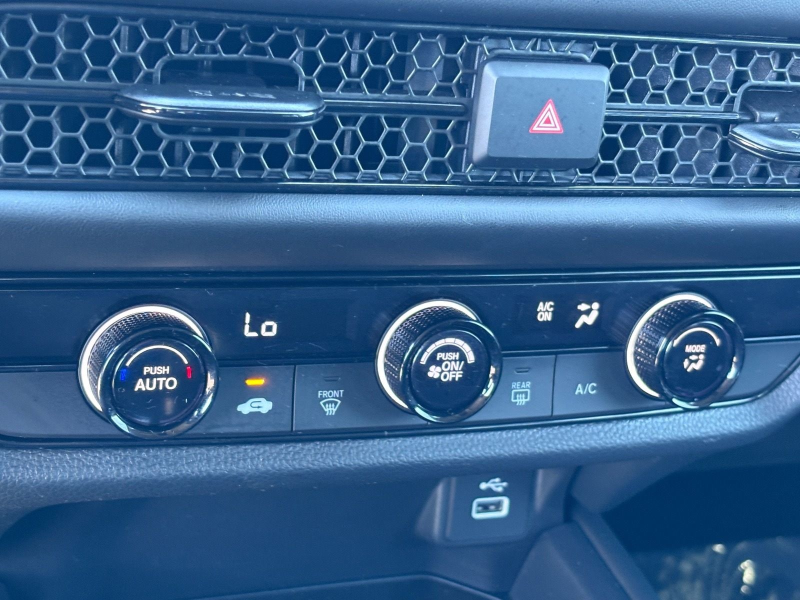 2025 Honda HR-V LX - Photo 27