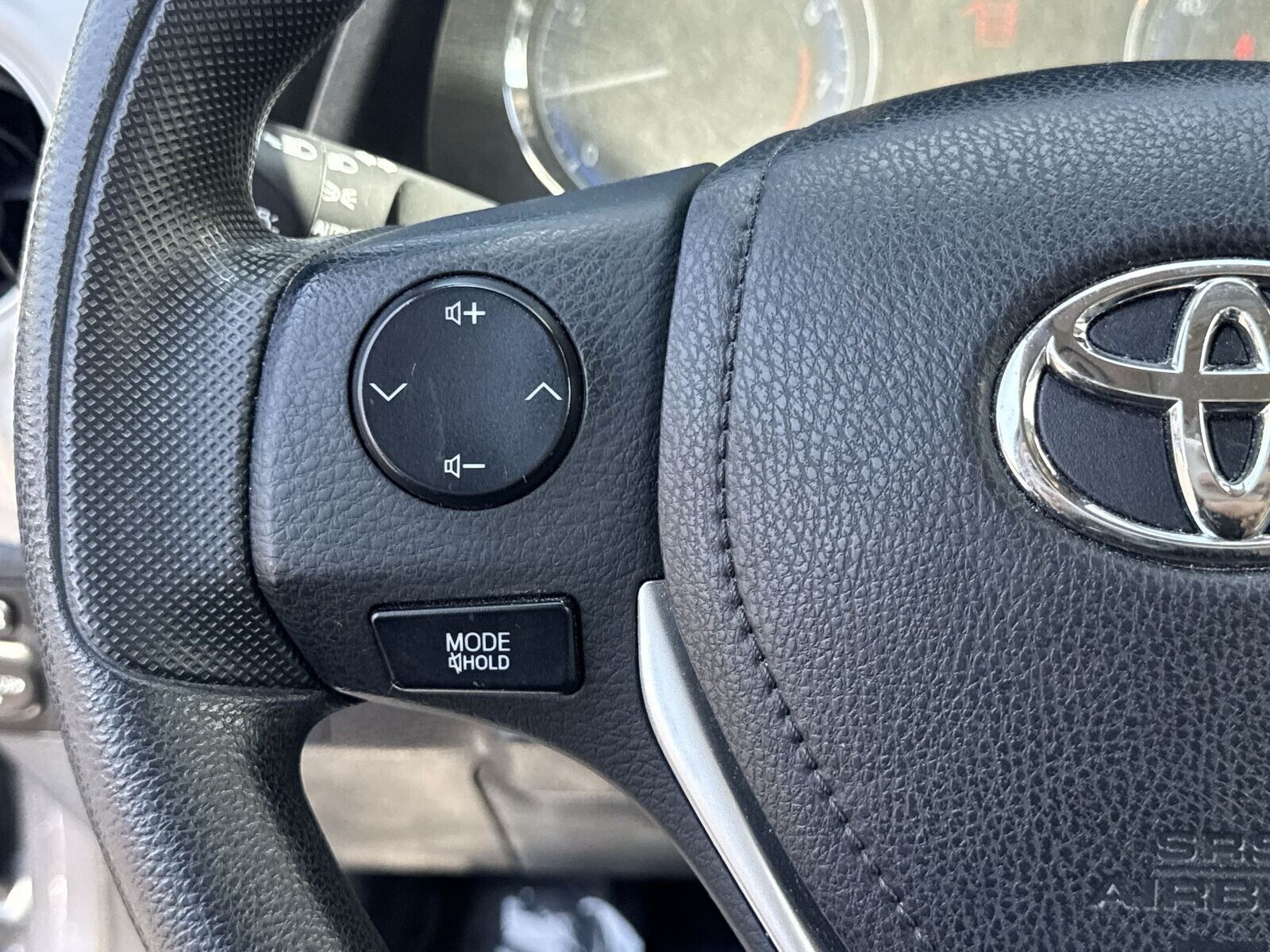 Image 25 of 2017 Toyota Corolla