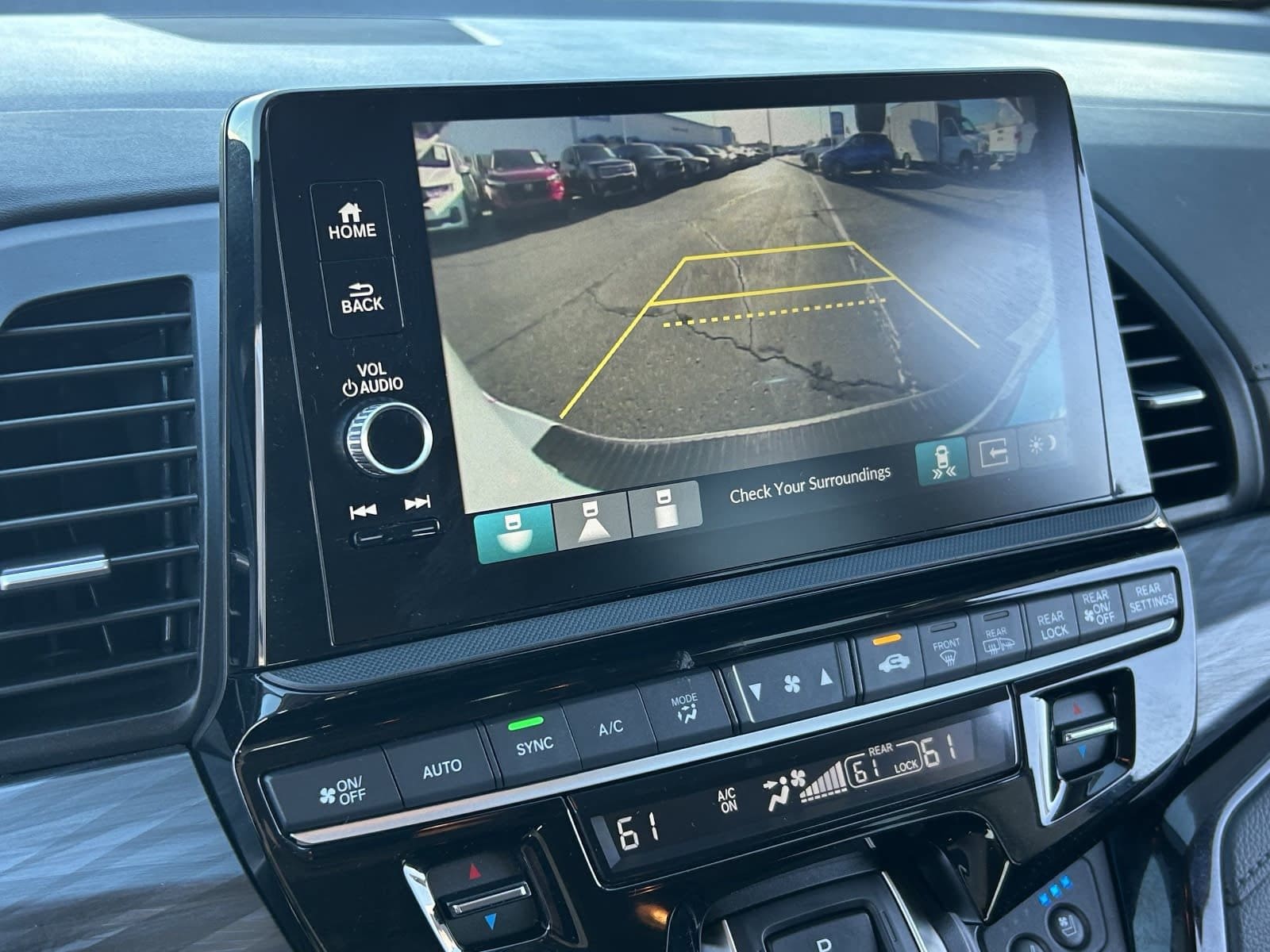 2025 Honda Odyssey Elite - Photo 31