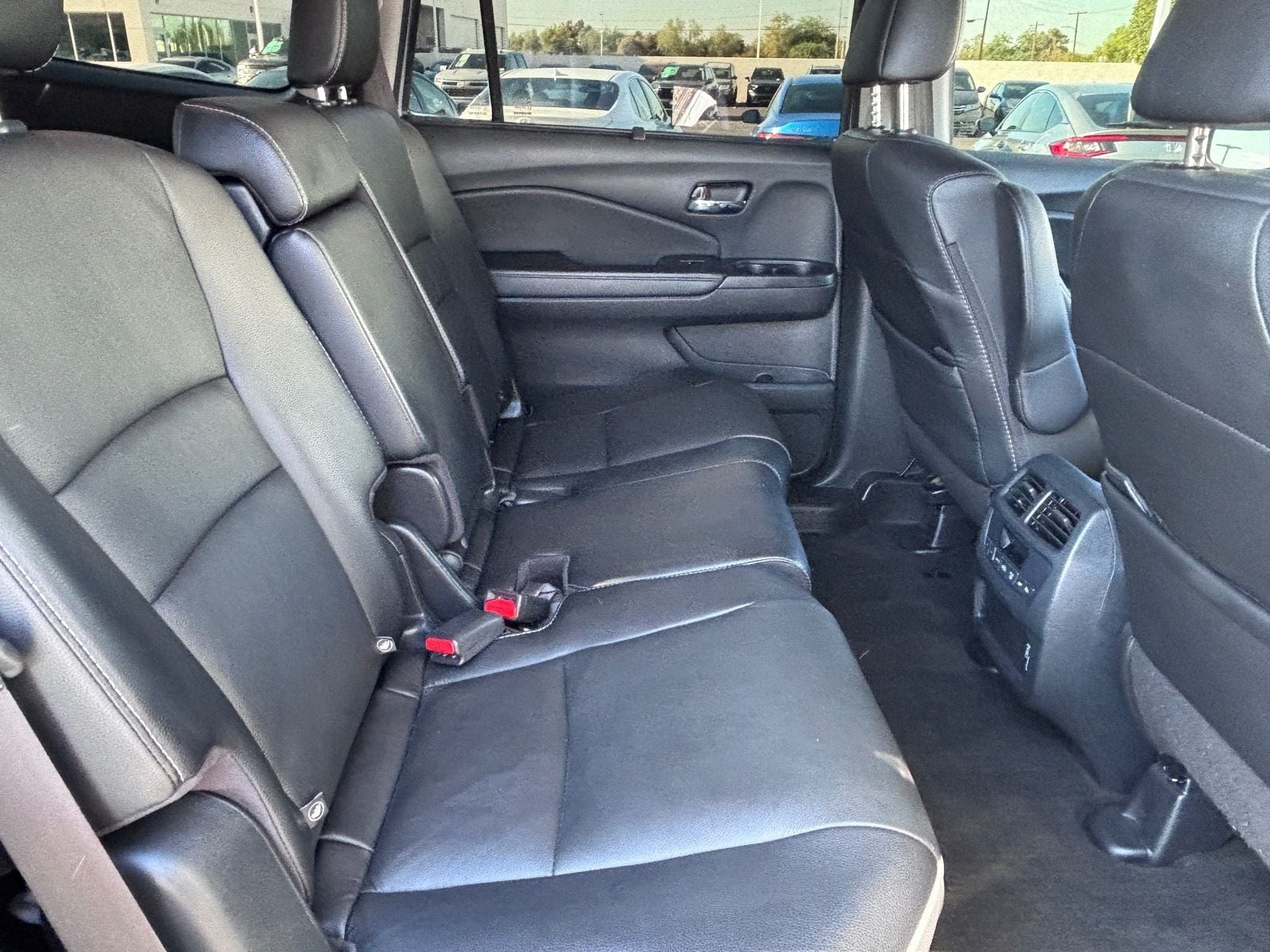 2022 Honda Pilot SE - Photo 15